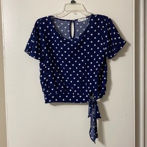Boutique Polka Dot flutter sleeve blouse